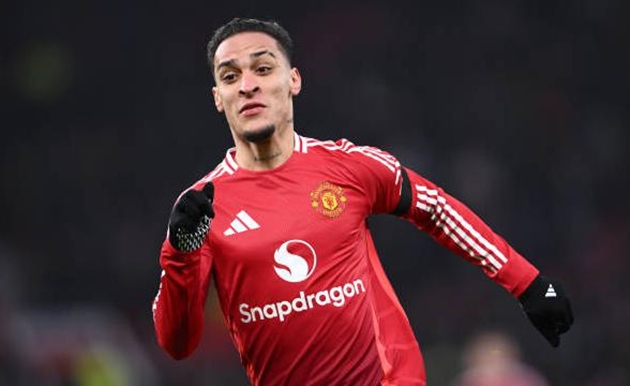 Thử thách tái thiết của HLV Amorim tại Manchester United: Canh bạc chưa ngã ngũ