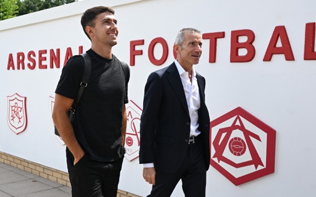Andrea Berta: Kiến trúc sư tài ba đằng sau sự bùng nổ chuyển nhượng của Arsenal hè 2025